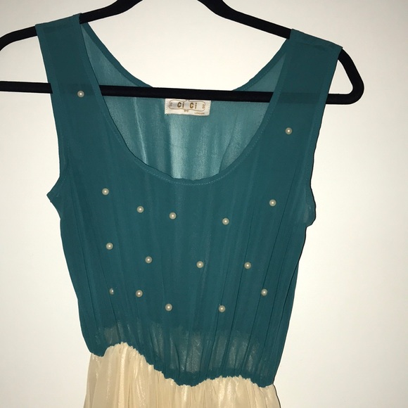 Maxi dress with short sides. - Picture 2 of 6